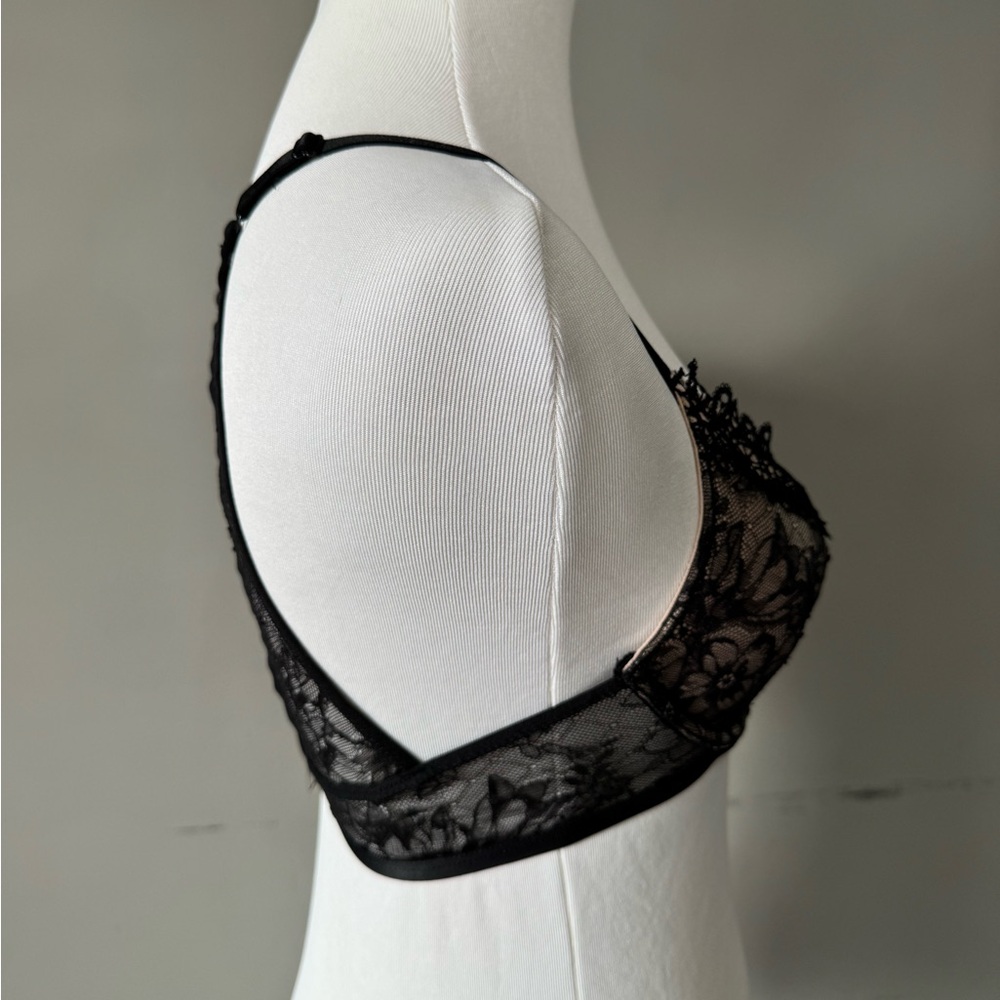 VICTORIA’S SECRET BLACK LACE BRA – SIZE 34B – NEW WITH TAGS – ELEGANT & CHIC 🖤 - Picture 5 of 9